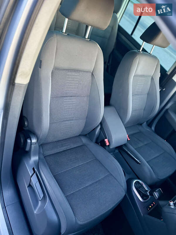 Минивэн Volkswagen Touran 2007 в Дубно фото 36 Минивэн Volkswagen Touran 2007 в Дубно