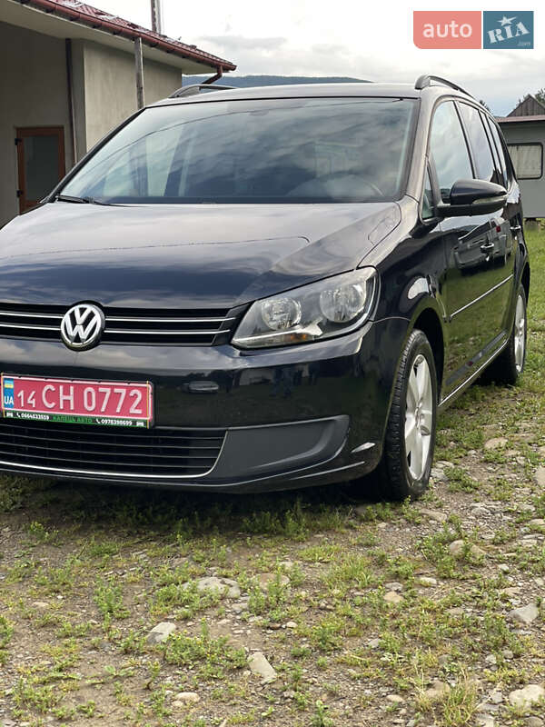 Volkswagen Touran 2015