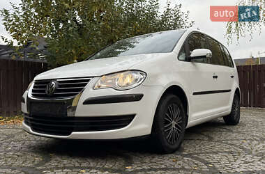 Мінівен Volkswagen Touran 2008 в Вінниці