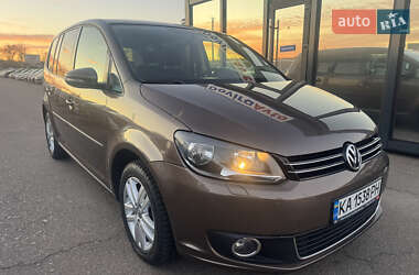Минивэн Volkswagen Touran 2011 в Киеве