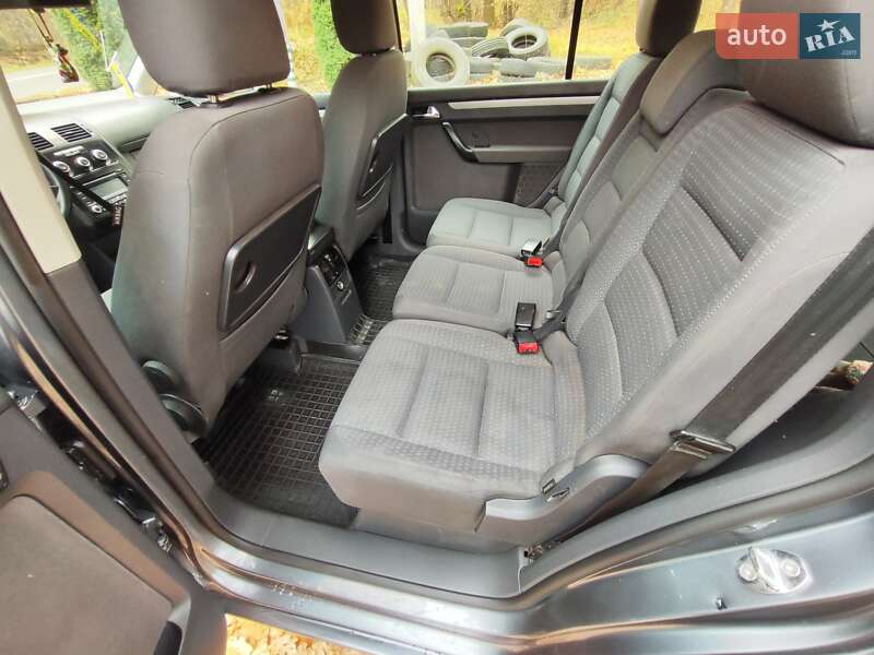 Минивэн Volkswagen Touran 2006 в Дрогобыче фото 14 Минивэн Volkswagen Touran 2006 в Дрогобыче