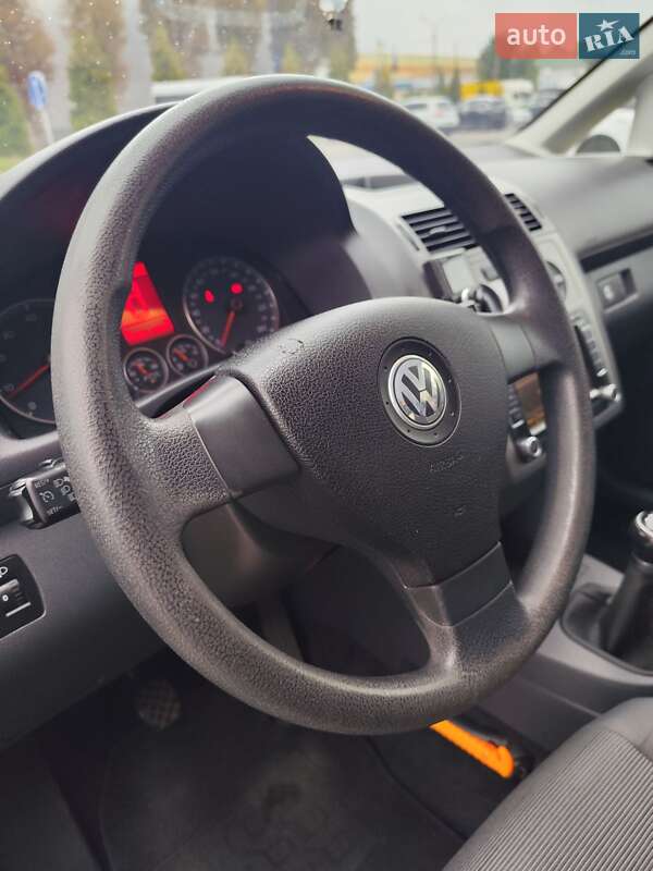 Минивэн Volkswagen Touran 2008 в Белой Церкви