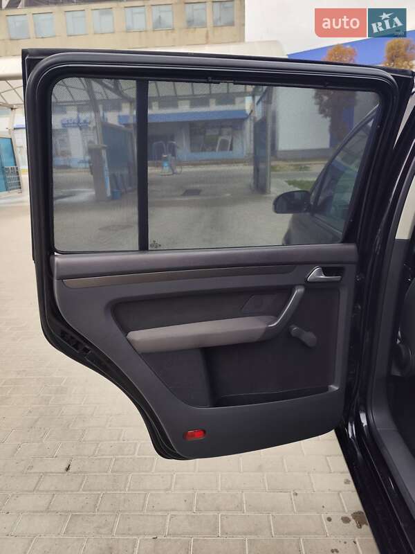 Минивэн Volkswagen Touran 2008 в Белой Церкви