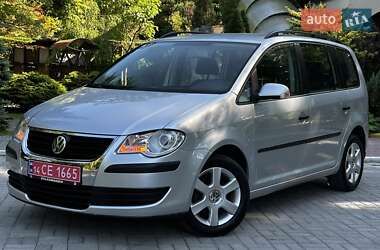 Мінівен Volkswagen Touran 2007 в Дрогобичі