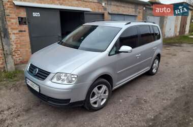 Мінівен Volkswagen Touran 2006 в Конотопі