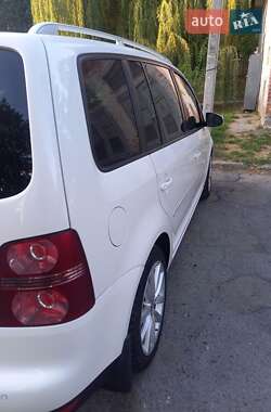 Минивэн Volkswagen Touran 2009 в Белой Церкви