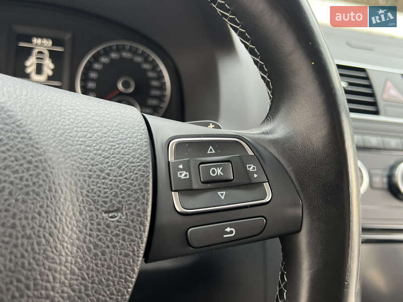 Мінівен Volkswagen Touran 2014 в Луцьку фото 70 Мінівен Volkswagen Touran 2014 в Луцьку