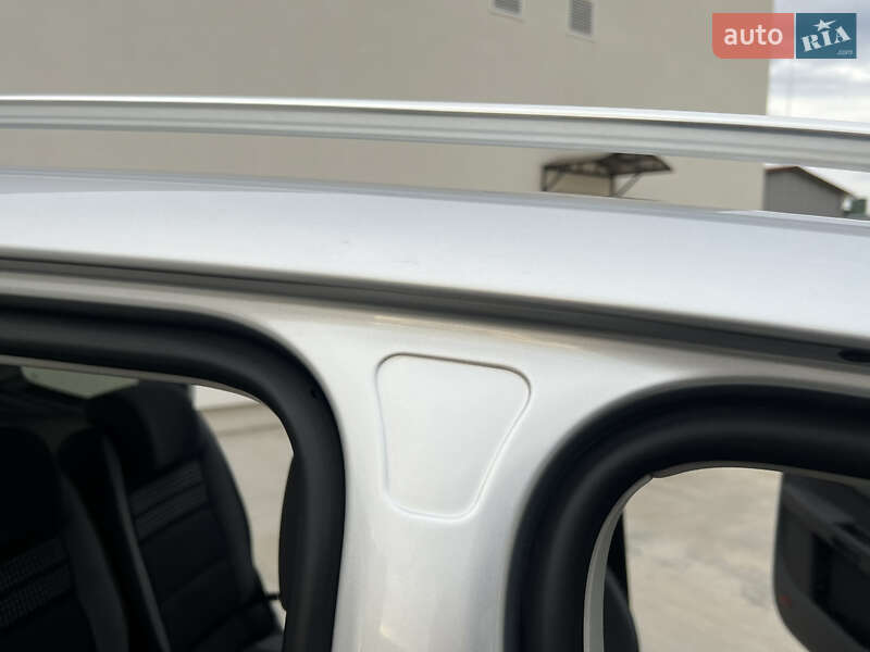 Мінівен Volkswagen Touran 2014 в Луцьку фото 118 Мінівен Volkswagen Touran 2014 в Луцьку