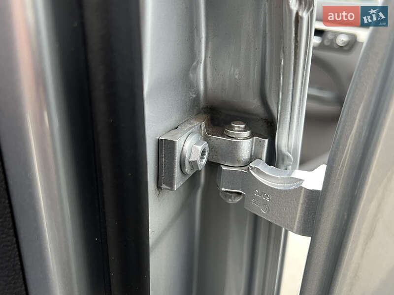 Мінівен Volkswagen Touran 2014 в Луцьку фото 133 Мінівен Volkswagen Touran 2014 в Луцьку