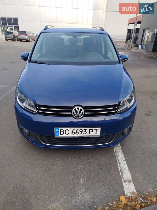 Volkswagen Touran 2012