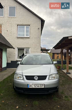 Минивэн Volkswagen Touran 2005 в Маневичах