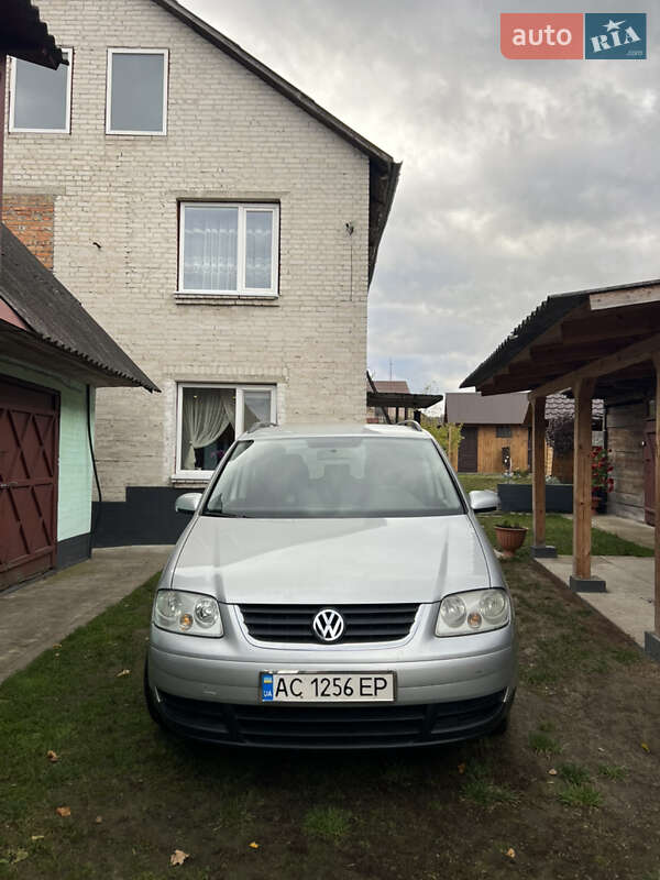 Volkswagen Touran 2005