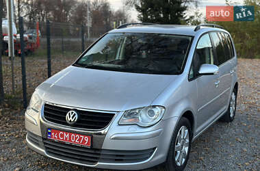 Минивэн Volkswagen Touran 2008 в Виннице