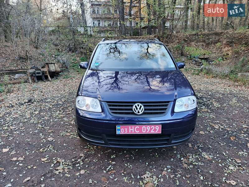 Мінівен Volkswagen Touran 2006 в Чернігові
