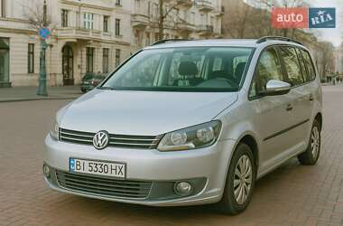 Минивэн Volkswagen Touran 2012 в Полтаве