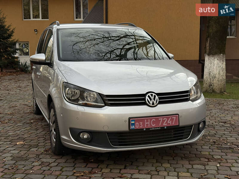 Мінівен Volkswagen Touran 2013 в Тячеві