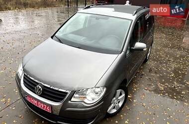 Минивэн Volkswagen Touran 2008 в Славуте