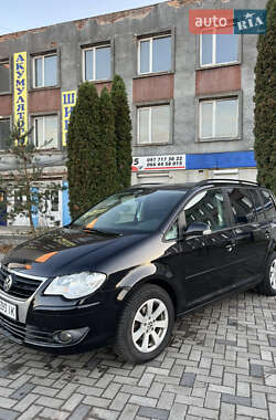 Минивэн Volkswagen Touran 2009 в Ровно