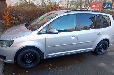 Минивэн Volkswagen Touran 2011 в Ивано-Франковске