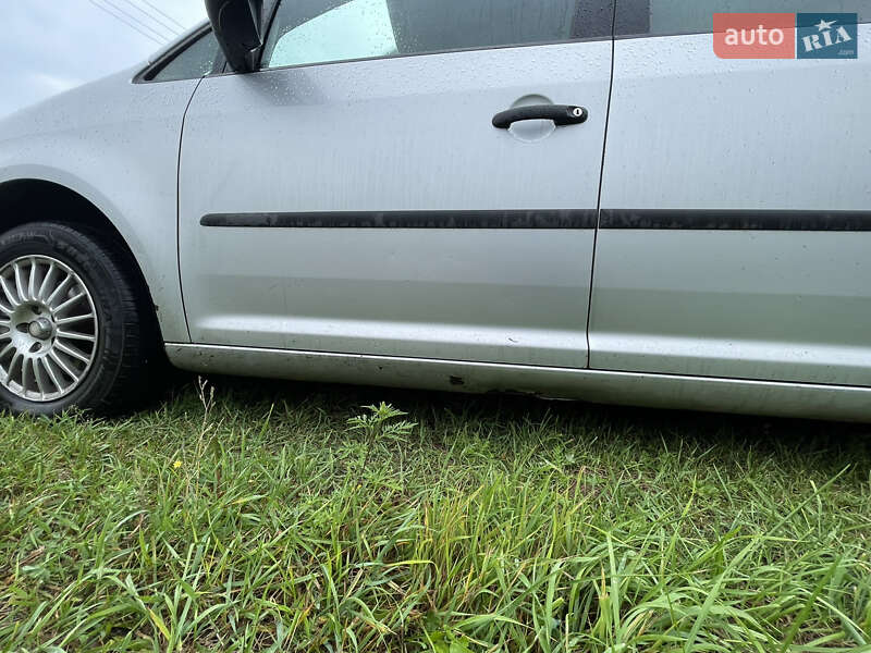 Мінівен Volkswagen Touran 2009 в Андрушівці фото 7 Мінівен Volkswagen Touran 2009 в Андрушівці