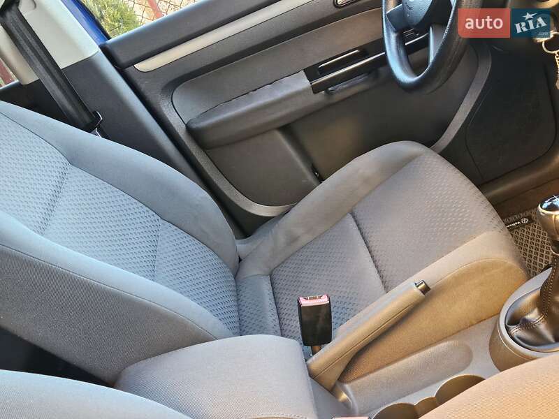 Минивэн Volkswagen Touran 2004 в Дрогобыче