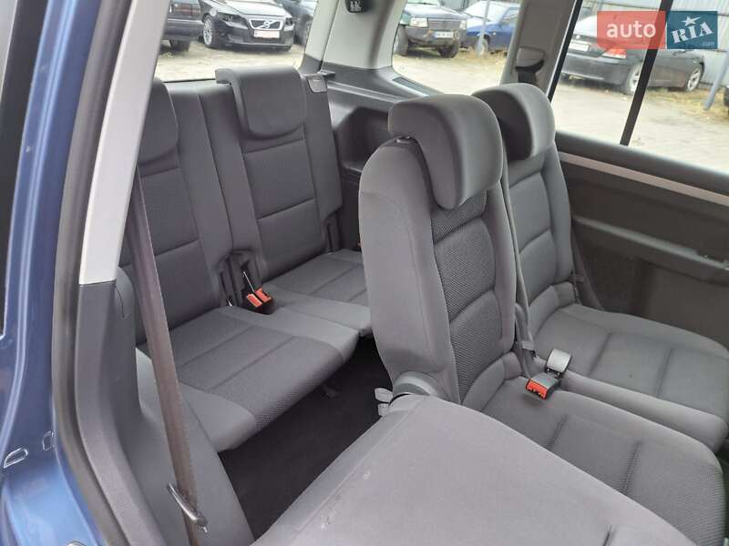 Минивэн Volkswagen Touran 2012 в Луцке фото 14 Минивэн Volkswagen Touran 2012 в Луцке