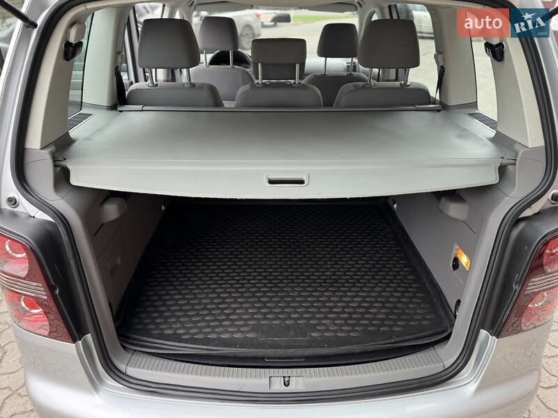 Минивэн Volkswagen Touran 2008 в Черкассах фото 22 Минивэн Volkswagen Touran 2008 в Черкассах