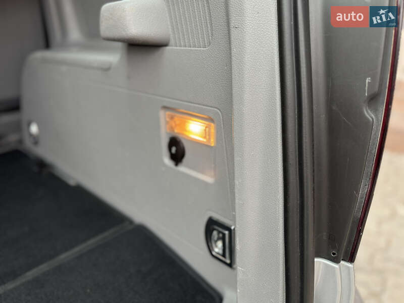 Минивэн Volkswagen Touran 2008 в Черкассах фото 28 Минивэн Volkswagen Touran 2008 в Черкассах