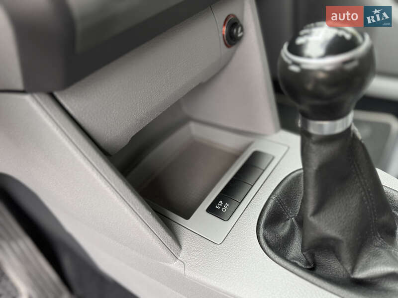 Минивэн Volkswagen Touran 2008 в Черкассах фото 43 Минивэн Volkswagen Touran 2008 в Черкассах