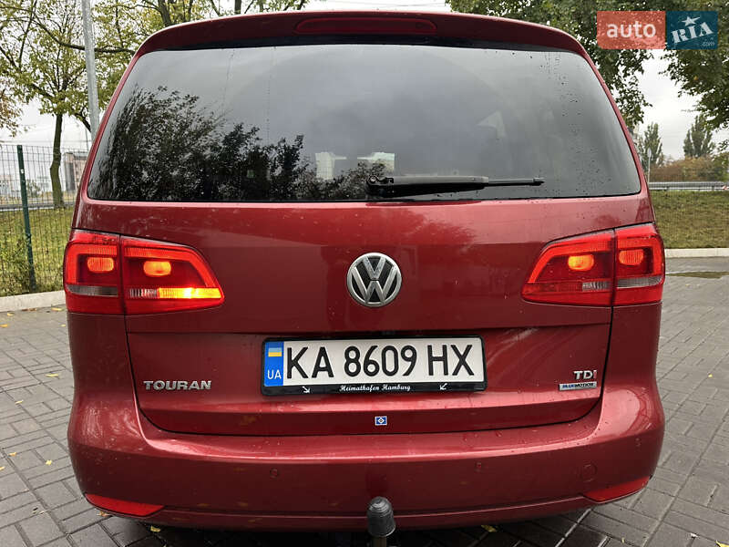 Минивэн Volkswagen Touran 2013 в Киеве