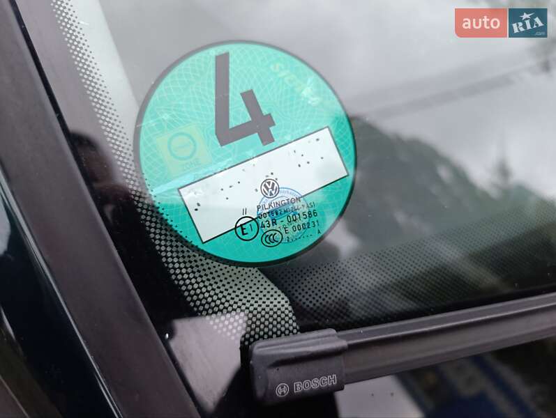 Минивэн Volkswagen Touran 2013 в Киеве фото 20 Минивэн Volkswagen Touran 2013 в Киеве