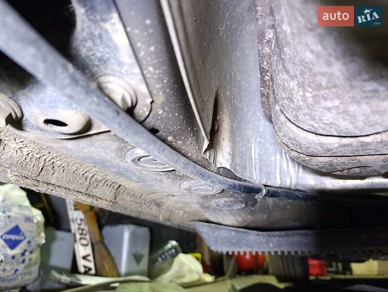 Минивэн Volkswagen Touran 2013 в Киеве фото 37 Минивэн Volkswagen Touran 2013 в Киеве