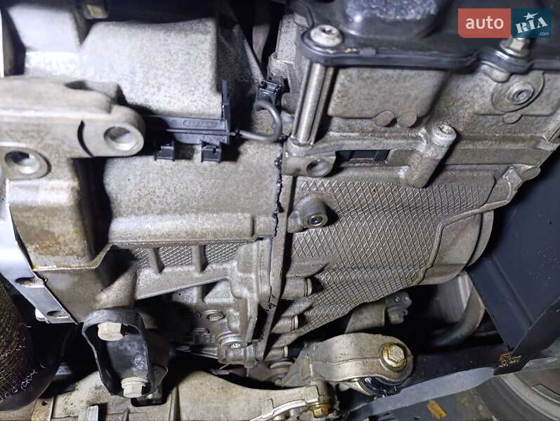 Минивэн Volkswagen Touran 2013 в Киеве фото 52 Минивэн Volkswagen Touran 2013 в Киеве