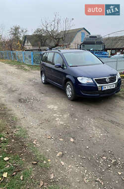 Мінівен Volkswagen Touran 2010 в Немирові
