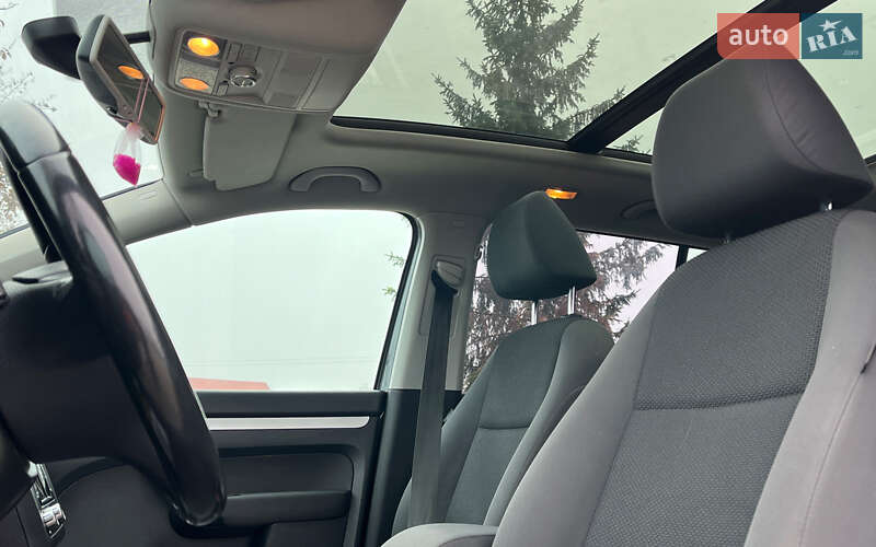 Мінівен Volkswagen Touran 2011 в Коломиї фото 21 Мінівен Volkswagen Touran 2011 в Коломиї