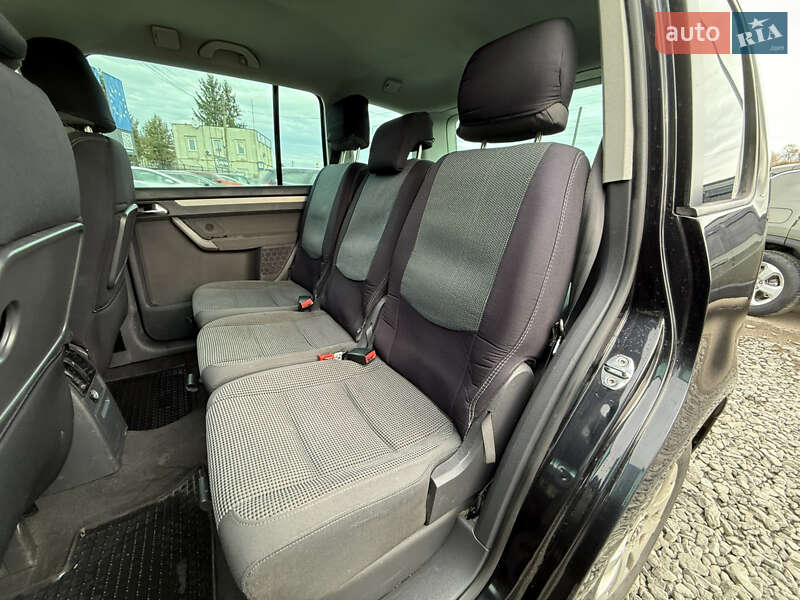 Минивэн Volkswagen Touran 2006 в Стрые фото 38 Минивэн Volkswagen Touran 2006 в Стрые