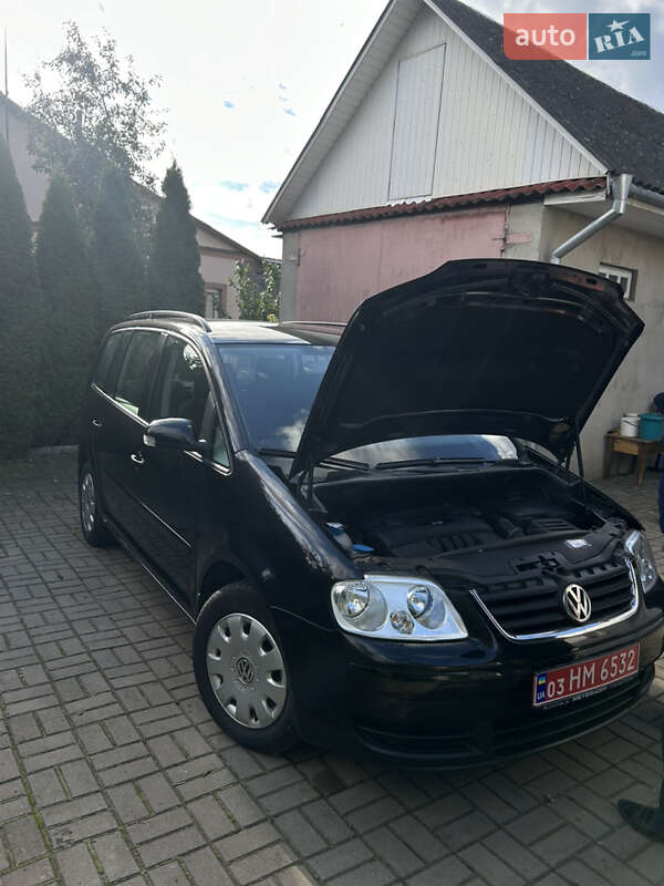 Мінівен Volkswagen Touran 2005 в Бучачі