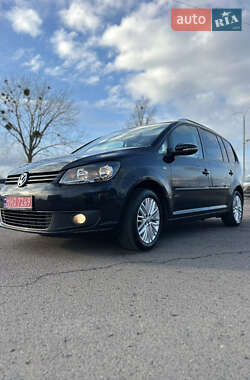 Мінівен Volkswagen Touran 2015 в Луцьку