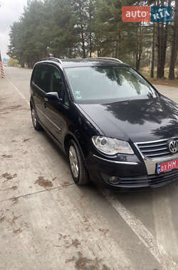 Минивэн Volkswagen Touran 2007 в Славуте