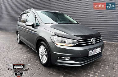 Мікровен Volkswagen Touran 2016 в Кам'янському