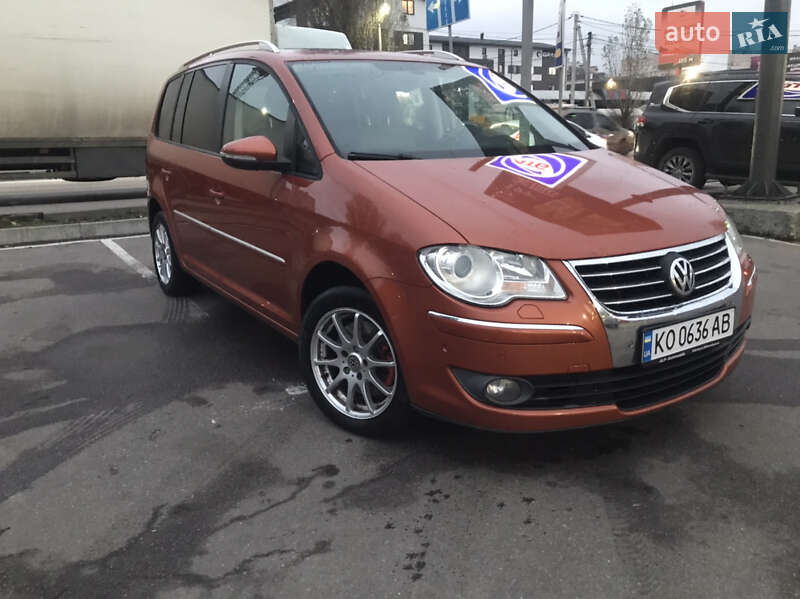 Volkswagen Touran 2009