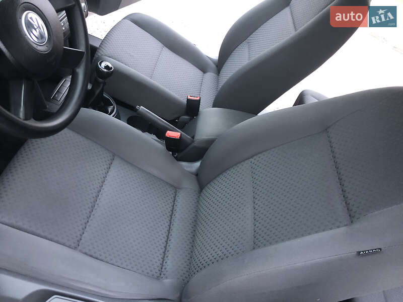 Минивэн Volkswagen Touran 2005 в Ровно фото 29 Минивэн Volkswagen Touran 2005 в Ровно