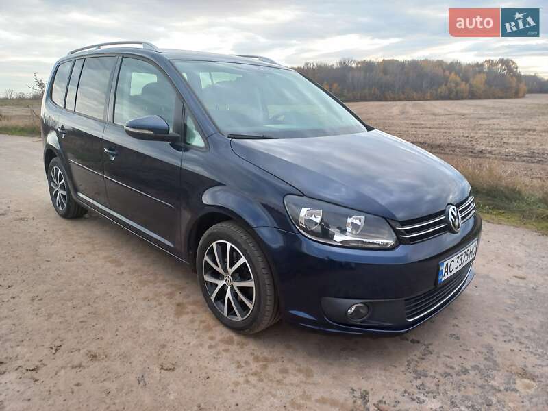 Минивэн Volkswagen Touran 2012 в Луцке фото 7 Минивэн Volkswagen Touran 2012 в Луцке