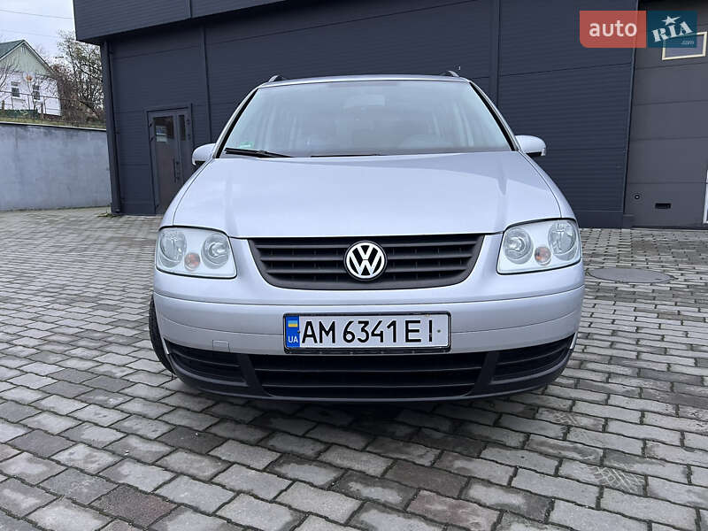 Минивэн Volkswagen Touran 2005 в Малине фото 4 Минивэн Volkswagen Touran 2005 в Малине