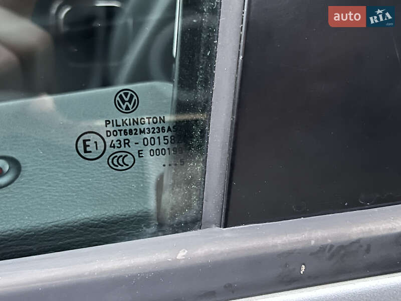 Минивэн Volkswagen Touran 2005 в Малине фото 54 Минивэн Volkswagen Touran 2005 в Малине