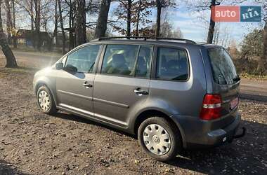 Минивэн Volkswagen Touran 2006 в Луцке