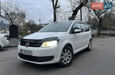 Мінівен Volkswagen Touran 2012 в Кременчуці