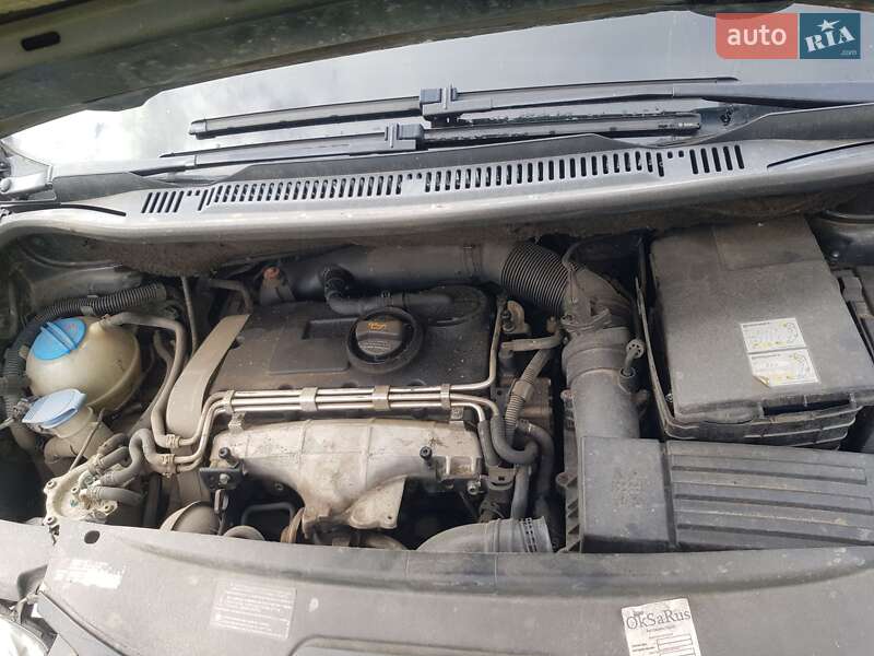 Минивэн Volkswagen Touran 2004 в Ратным фото 7 Минивэн Volkswagen Touran 2004 в Ратным