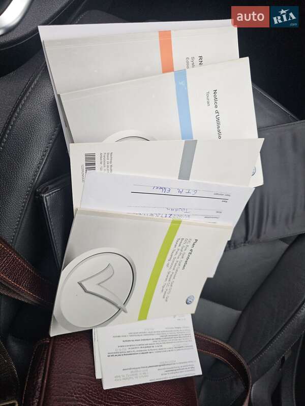 Минивэн Volkswagen Touran 2012 в Стрые