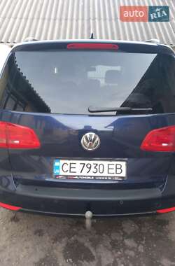 Минивэн Volkswagen Touran 2013 в Сторожинце